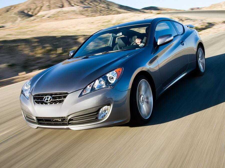  Hyundai Genesis Coupe 2009 года  (US) (фото 8 из 30)